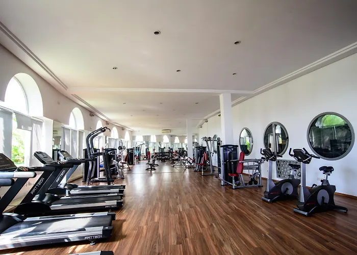 Suites Hotel Les Charmilles & Spa