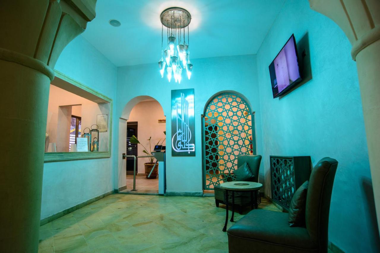 Les Charmilles & Aparthotel La Marsa