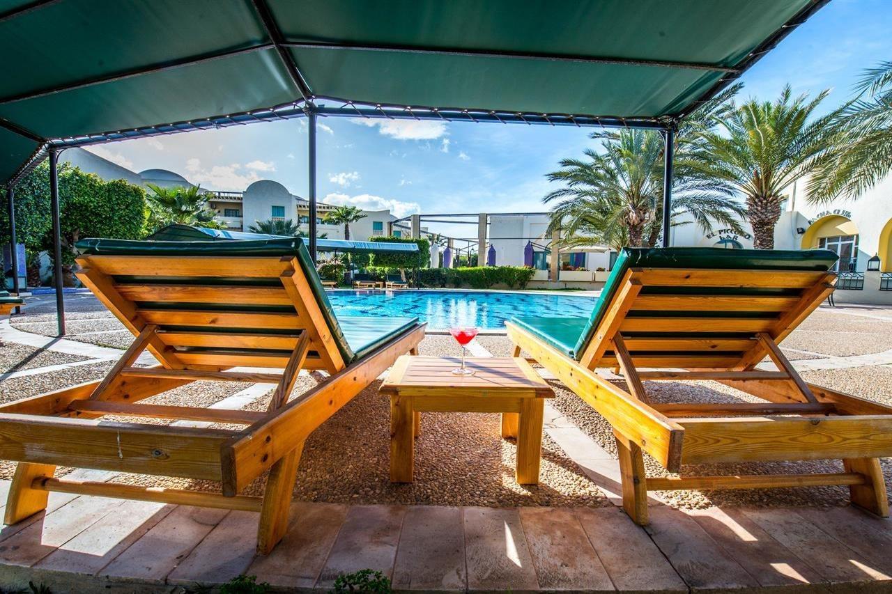 Les Charmilles & Aparthotel