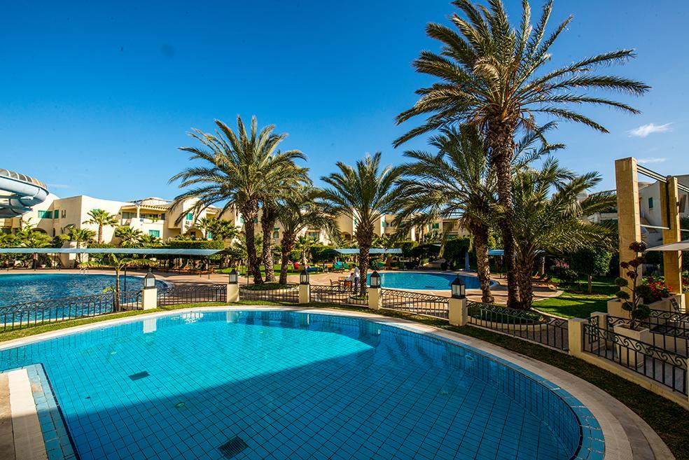 Aparthotel Les Charmilles & 4*