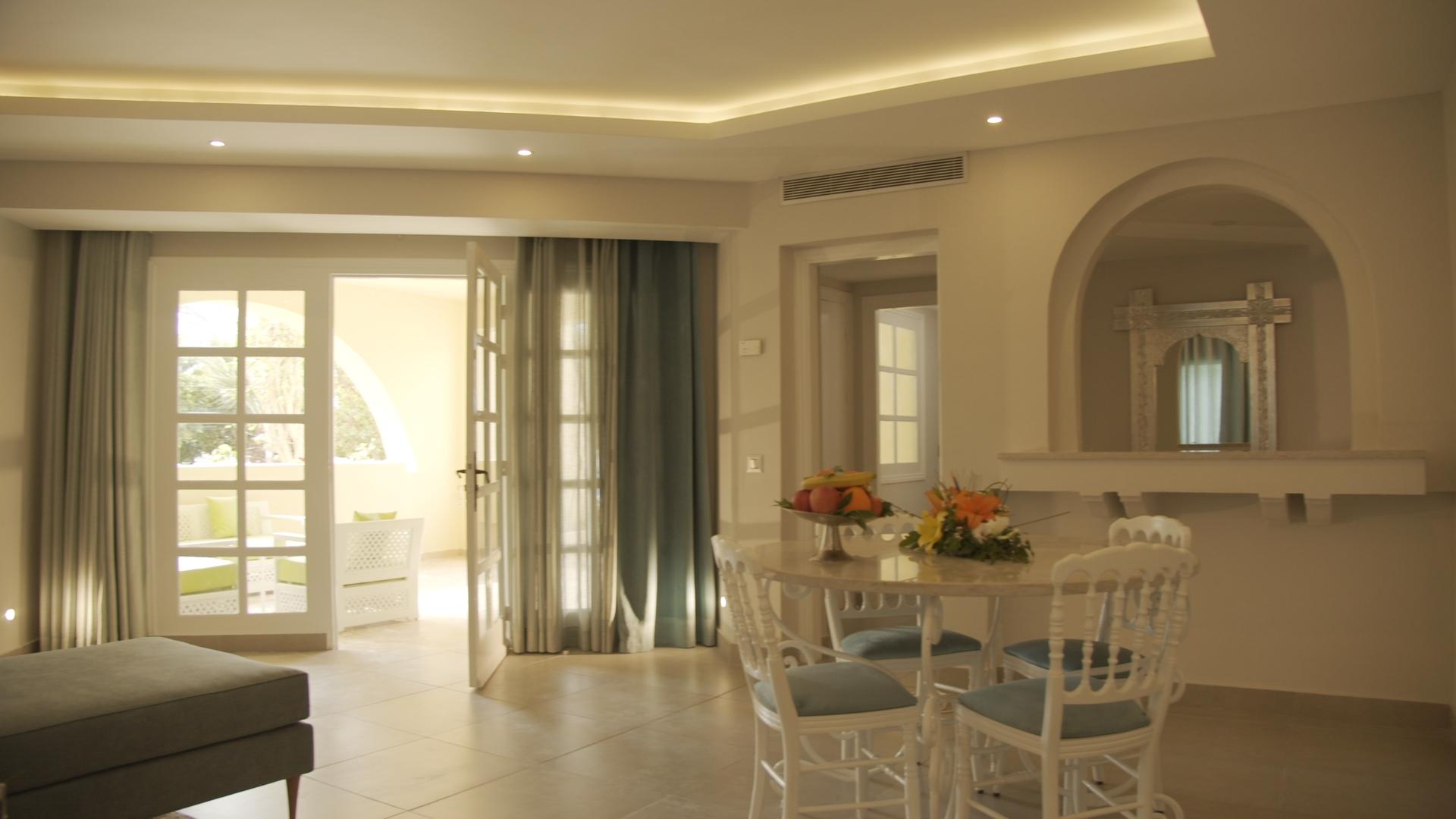 Les Charmilles & 4* La Marsa